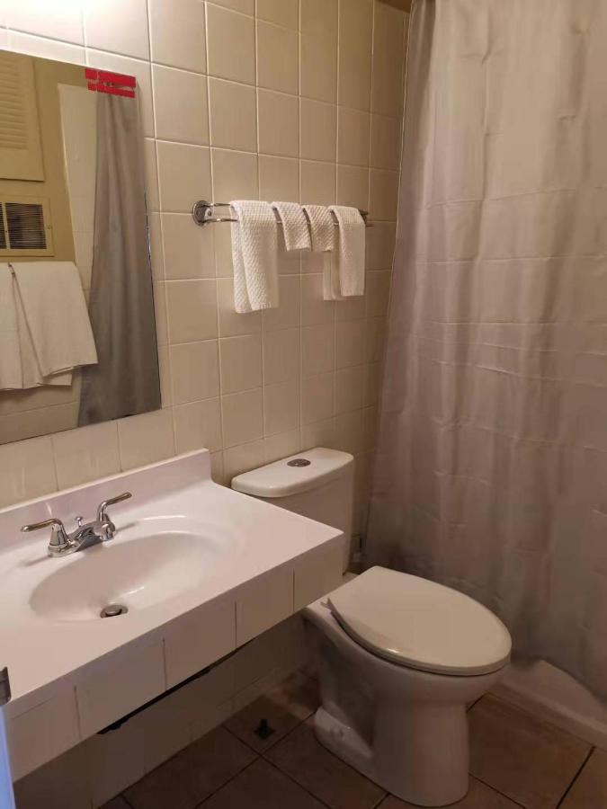 Dundurn Motel 외부 사진