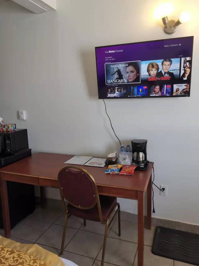 Dundurn Motel 외부 사진