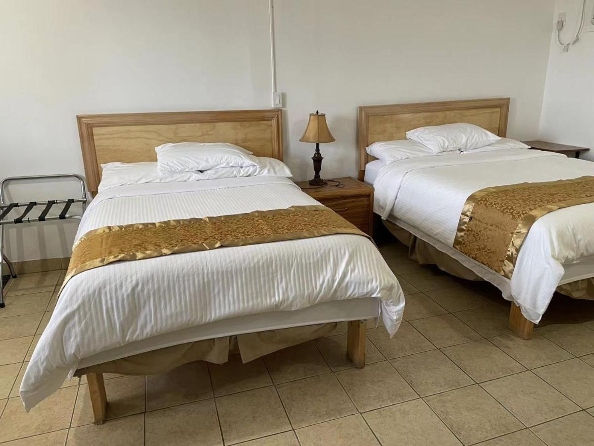 Dundurn Motel 외부 사진