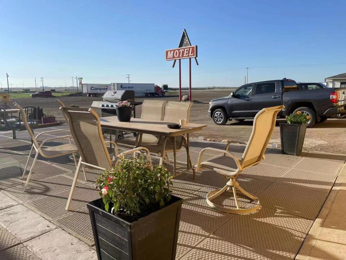 Dundurn Motel 외부 사진