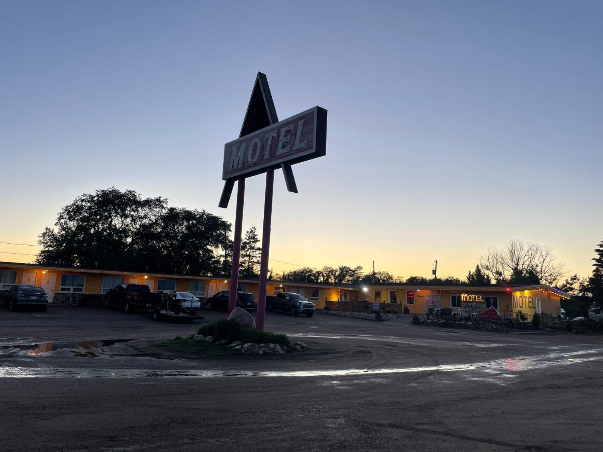 Dundurn Motel 외부 사진